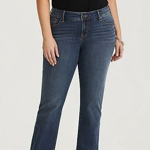 Torrid Relaxed Bootcut Jeans Size 18